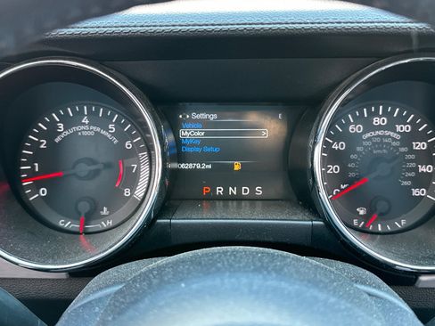 Used 2017 Ford Mustang GT Premium w/ Equipment Group 401A RWD image 38