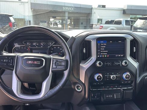 Used 2021 GMC Sierra 1500 SLT RWD image 17
