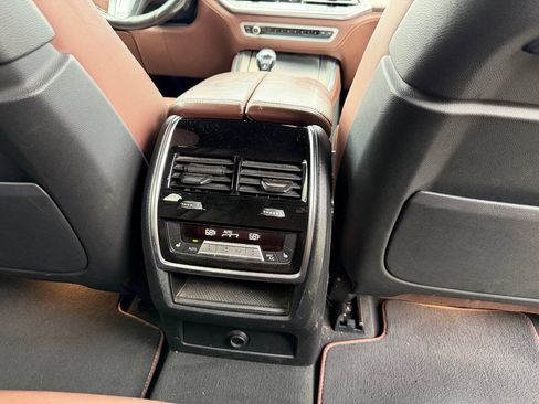 Used 2020 BMW X5 xDrive40i w/ M Sport Package AWD/4WD image 18
