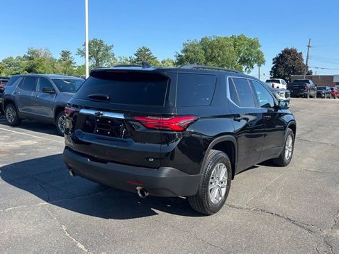 Certified 2023 Chevrolet Traverse LT FWD image 5
