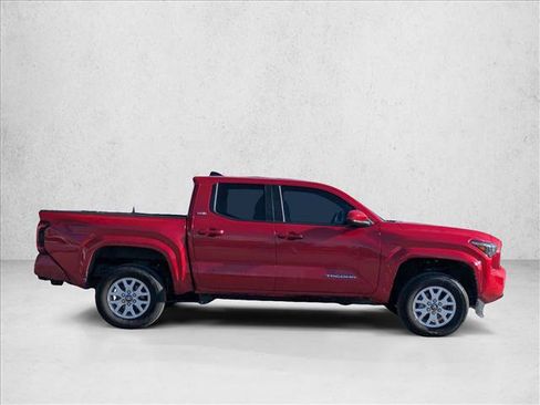 Used 2024 Toyota Tacoma SR5 AWD/4WD image 4