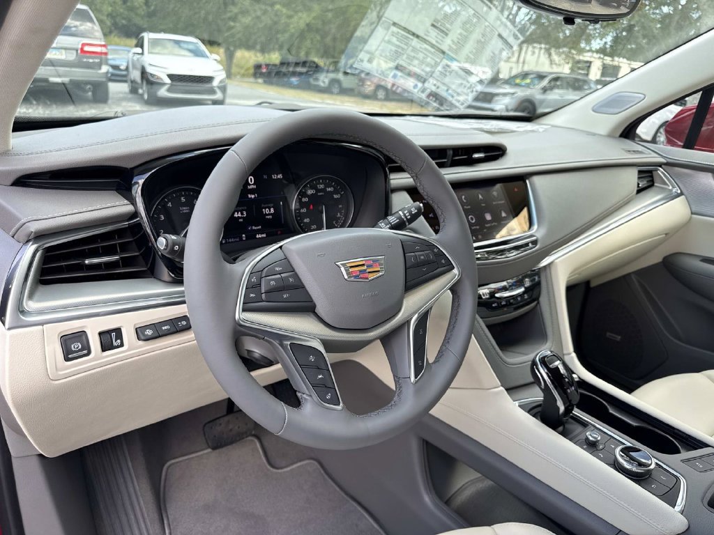 New 2026 Cadillac XT5 Premium Luxury FWD image 33