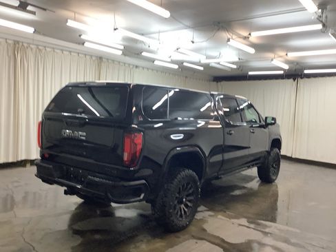New 2025 GMC Sierra 1500 AT4 w/ AT4 Premium Package image 7