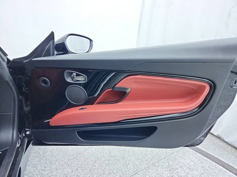 Used 2018 Aston Martin DB11 Coupe RWD image 23