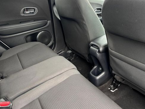 Used 2022 Honda HR-V EX image 29