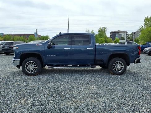New 2026 Chevrolet Silverado 2500 LTZ w/ LTZ Premium Package AWD/4WD image 35