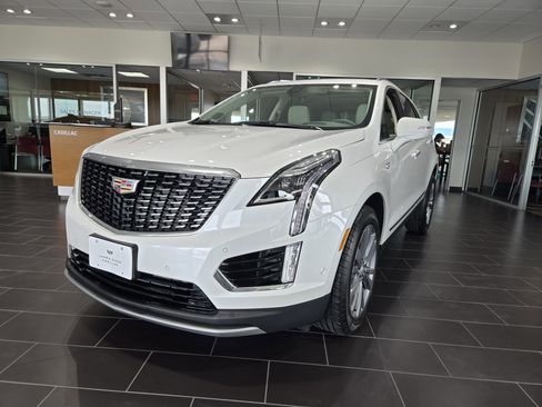New 2025 Cadillac XT5 Premium Luxury w/ Technology Package image 2