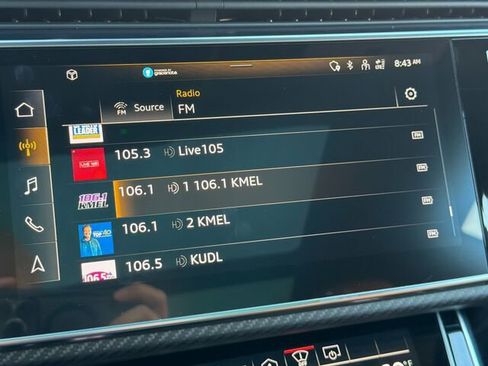 Used 2022 Audi RS Q8 4.0T 4D Sport Utility image 24