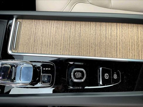 New 2026 Volvo XC60 T8 Plus w/ Protection Package Premier image 10