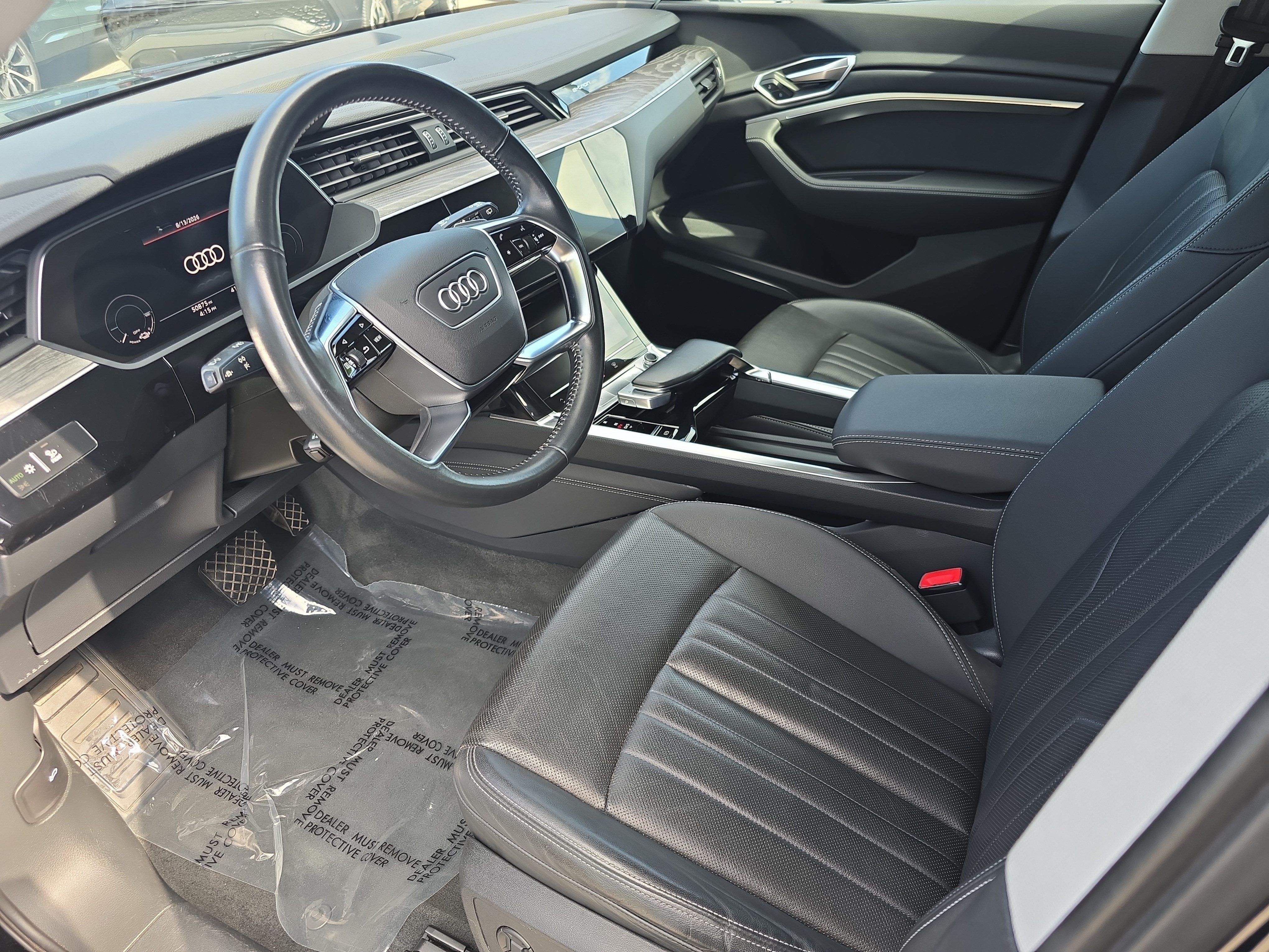 Used 2021 Audi e-tron Premium Plus w/ Premium Plus Package AWD/4WD image 15