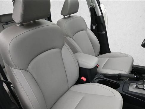 Used 2018 Subaru Forester 2.5i Limited AWD/4WD image 30