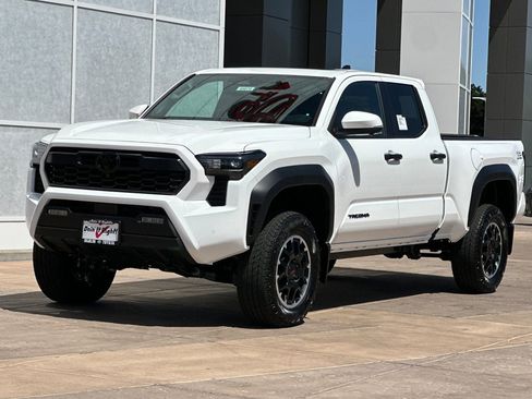 New 2026 Toyota Tacoma TRD Off-Road AWD/4WD image 8