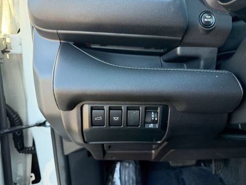 Used 2023 Subaru Ascent Touring AWD/4WD image 20