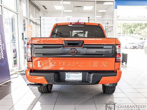 Used 2025 Nissan Frontier PRO-4X w/ Interior Protection Package AWD/4WD image 13