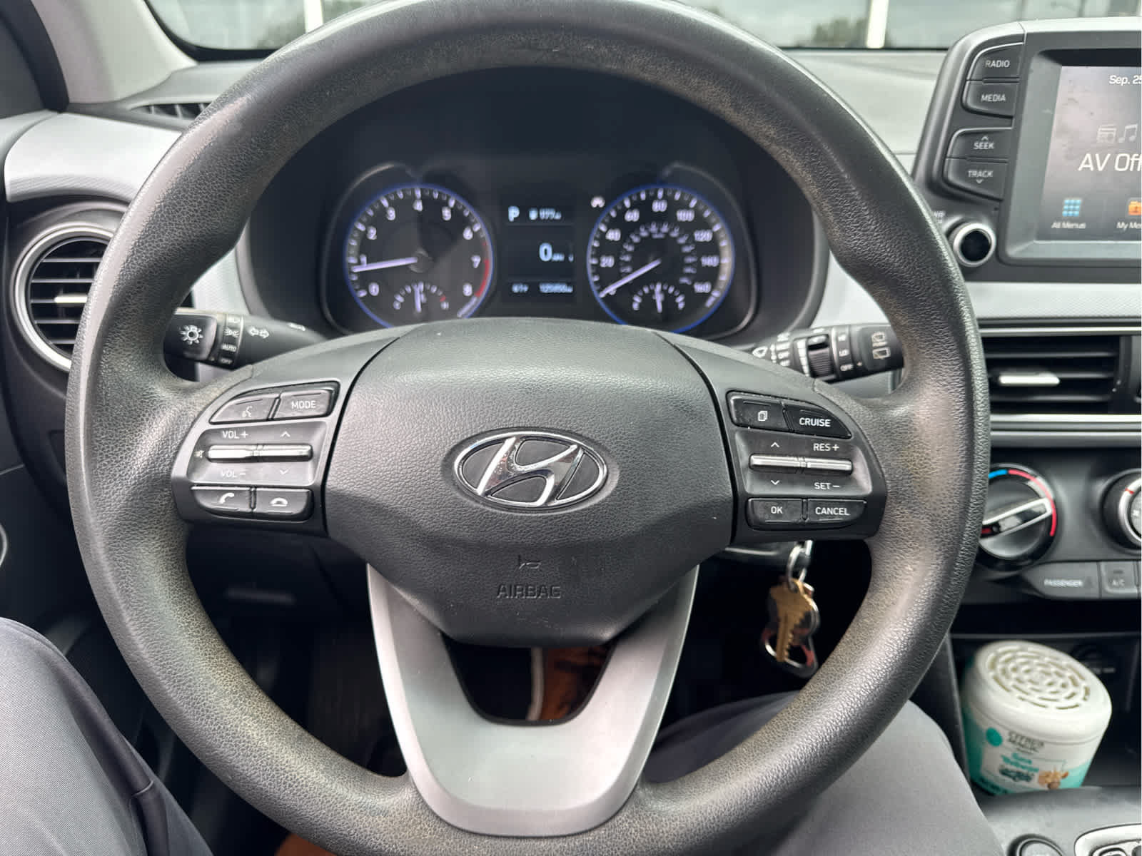 Used 2019 Hyundai Kona SE FWD image 8