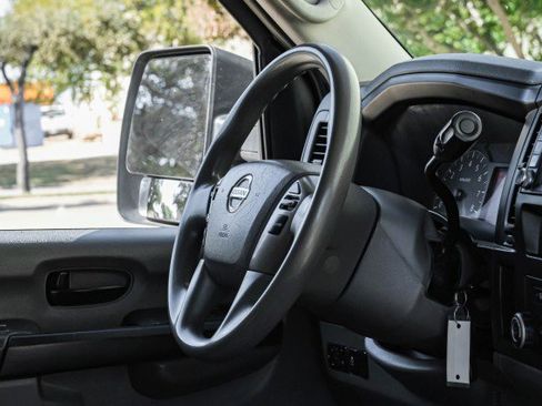 Used 2020 Nissan NV 2500 SV image 20