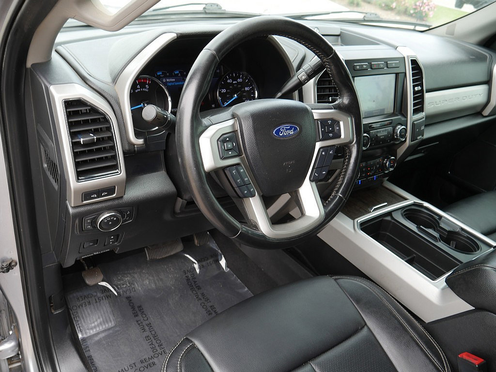 Used 2021 Ford F250 Lariat w/ Lariat Ultimate Package AWD/4WD image 12