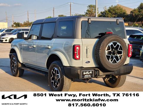Used 2024 Ford Bronco Outer Banks AWD/4WD image 6