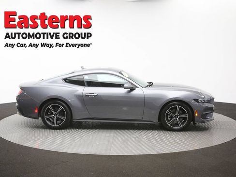 Used 2025 Ford Mustang Coupe RWD image 42