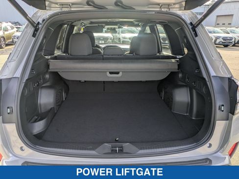 Used 2025 Subaru Forester Premium AWD/4WD image 33