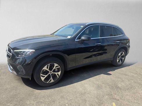 Certified 2025 Mercedes-Benz GLC 350e 4MATIC image 6