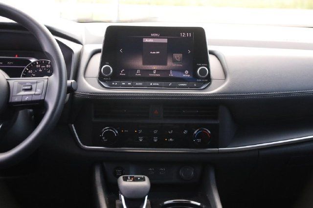 Used 2024 Nissan Rogue S FWD image 25