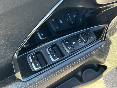 Certified 2022 Kia Niro LXS image 21