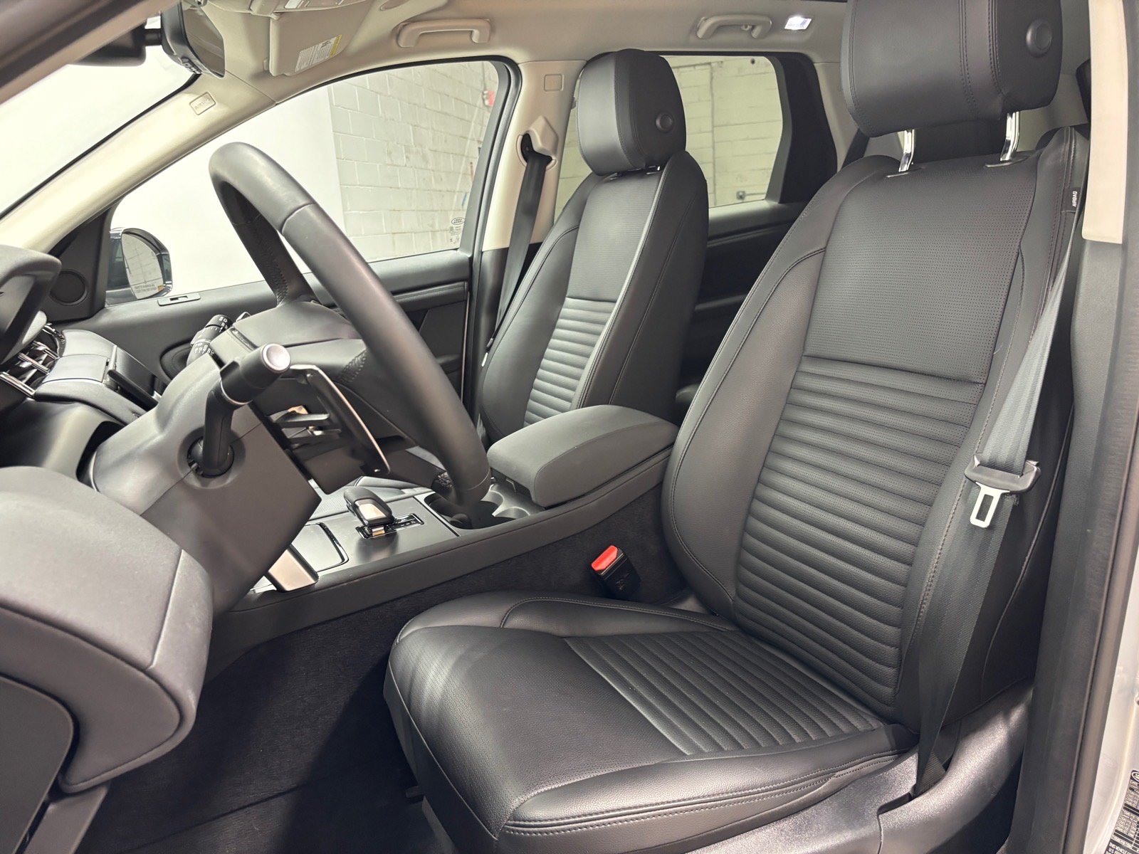 New 2024 Land Rover Discovery Sport S AWD/4WD image 22