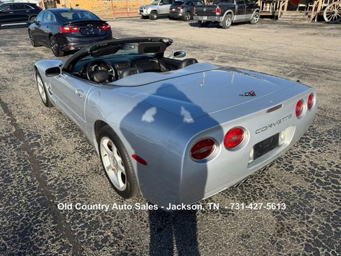 Used 2000 Chevrolet Corvette Convertible w/ Memory Pkg image 32