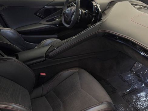 Used 2023 Chevrolet Corvette 3LT w/ Z51 Performance Package image 12