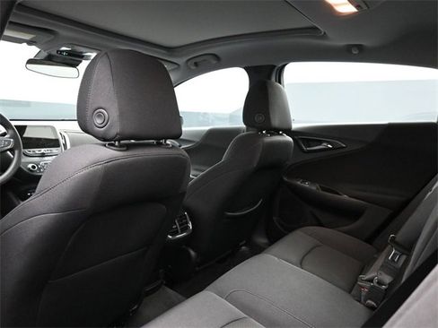 Used 2024 Chevrolet Malibu LT image 17