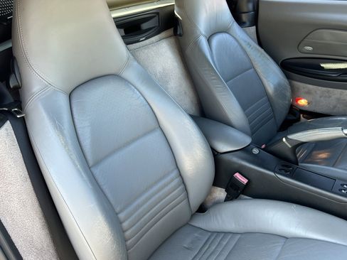 Used 2003 Porsche Boxster image 18