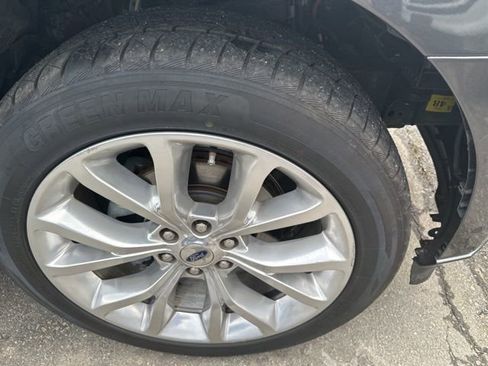 Used 2019 Ford Expedition Limited w/ Equipment Group 302A image 10