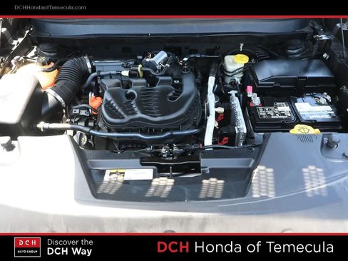 Used 2016 Jeep Cherokee Latitude w/ Comfort/Convenience Group FWD image 24