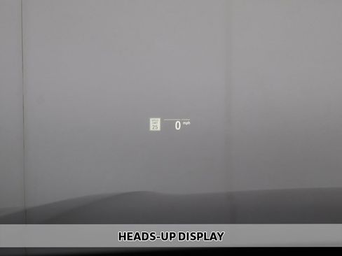 Used 2021 BMW 740i xDrive w/ Premium Package image 6