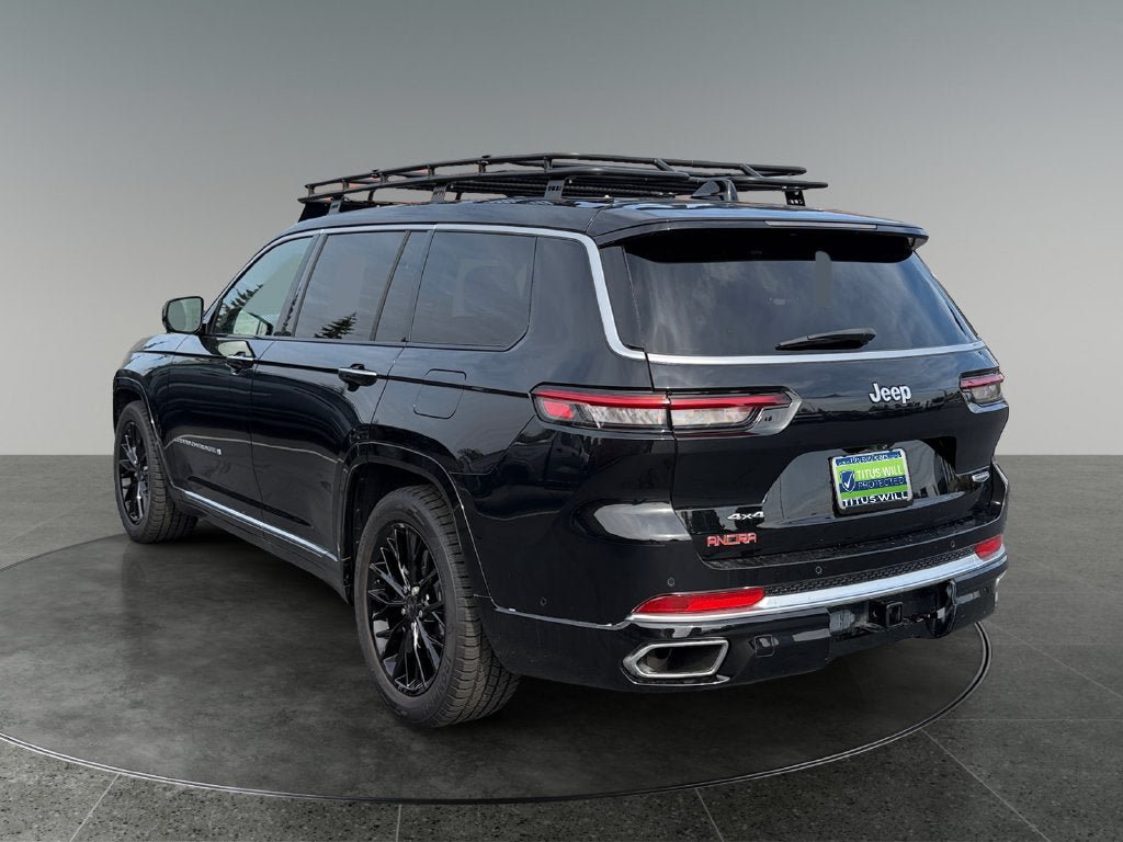Used 2023 Jeep Grand Cherokee L Summit AWD/4WD image 6