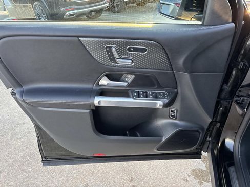 Used 2026 Mercedes-Benz GLB 250 GLB 250 image 19