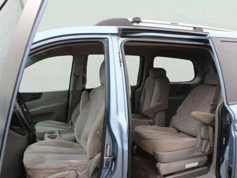 Used 2008 Hyundai Entourage GLS FWD image 7