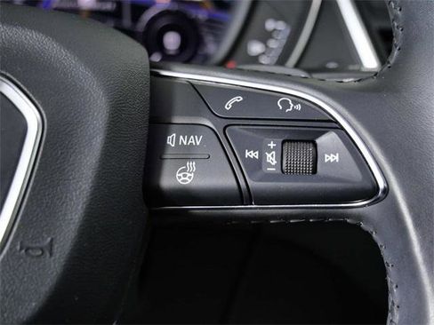 Used 2020 Audi Q5 e Premium Plus w/ Premium Plus Package image 23