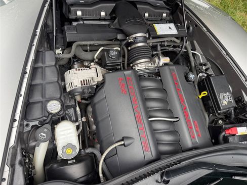 Used 2006 Chevrolet Corvette Convertible w/ Preferred Equipment Group RWD image 63