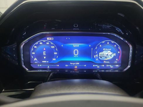 Used 2024 Chevrolet Silverado 2500 High Country w/ High Country Premium Package image 16