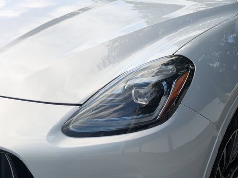 Used 2023 Maserati Grecale GT AWD/4WD image 10