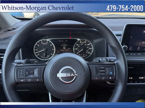 Used 2023 Nissan Rogue SV FWD image 15