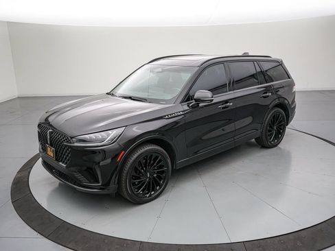 Used 2025 Lincoln Aviator Reserve w/ Jet Appearance Package AWD/4WD image 8