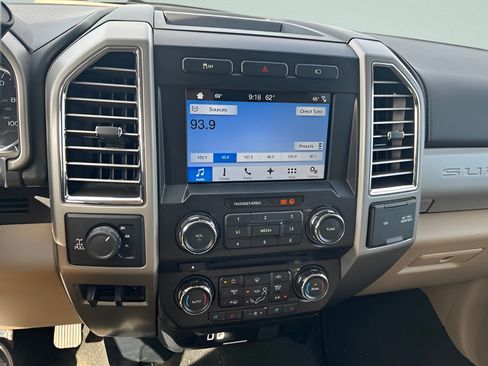 Used 2017 Ford F250 Lariat w/ Chrome Package AWD/4WD image 10