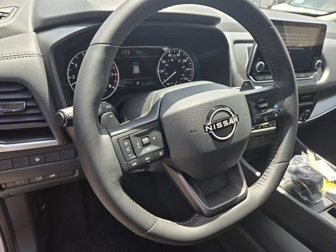 New 2026 Nissan Rogue Dark Armor AWD/4WD image 12