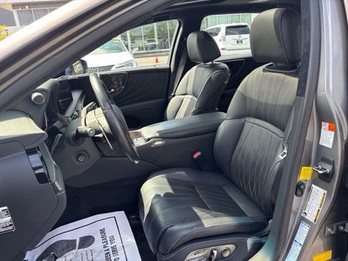 Used 2022 Lexus LS 500 AWD w/ Interior Upgrade Package image 24