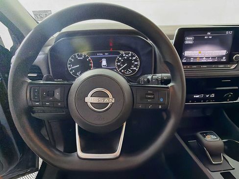 Used 2022 Nissan Rogue SV AWD/4WD image 9