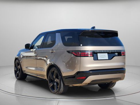 Used 2023 Land Rover Discovery HSE R-Dynamic AWD/4WD image 3