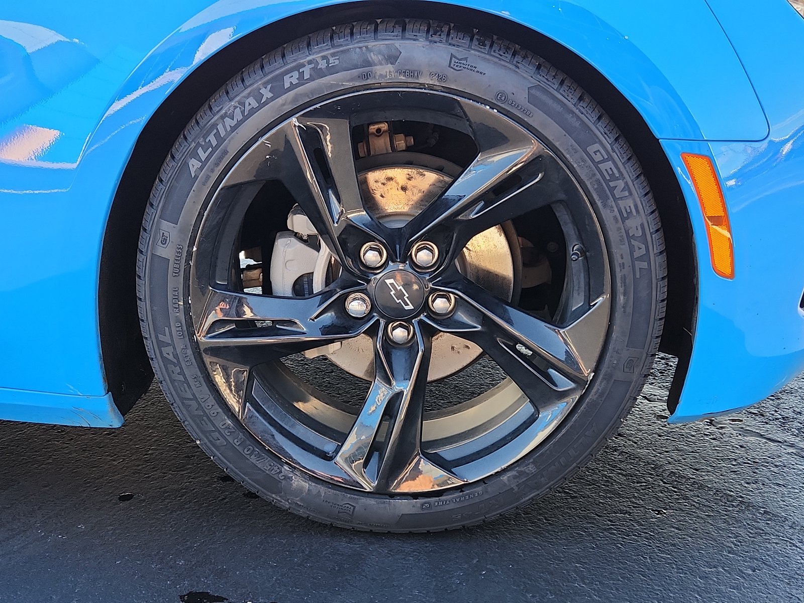 Used 2023 Chevrolet Camaro LT RWD image 8